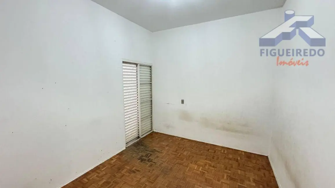 Foto 6 de Casa com 3 quartos à venda, 337m2 em Centro, Tatui - SP