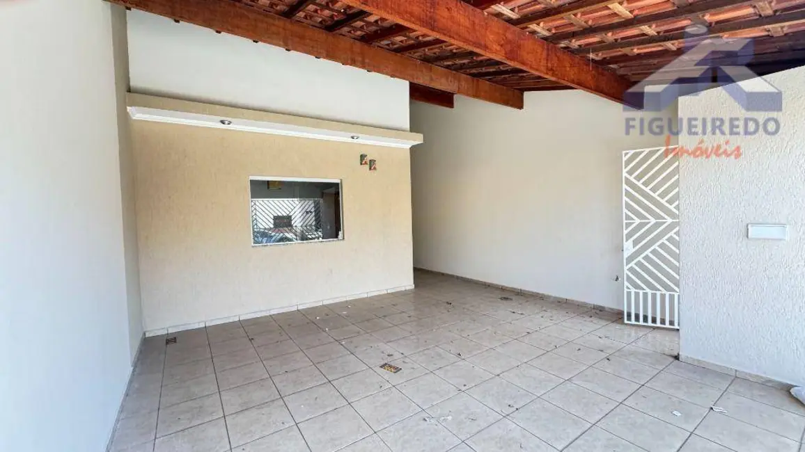 Casa com 3 quartos para alugar, 150m2 em Residencial Alvorada, Tatui - SP - imagem 3 Foto 3 de Casa com 3 quartos para alugar, 150m2 em Residencial Alvorada, Tatui - SP