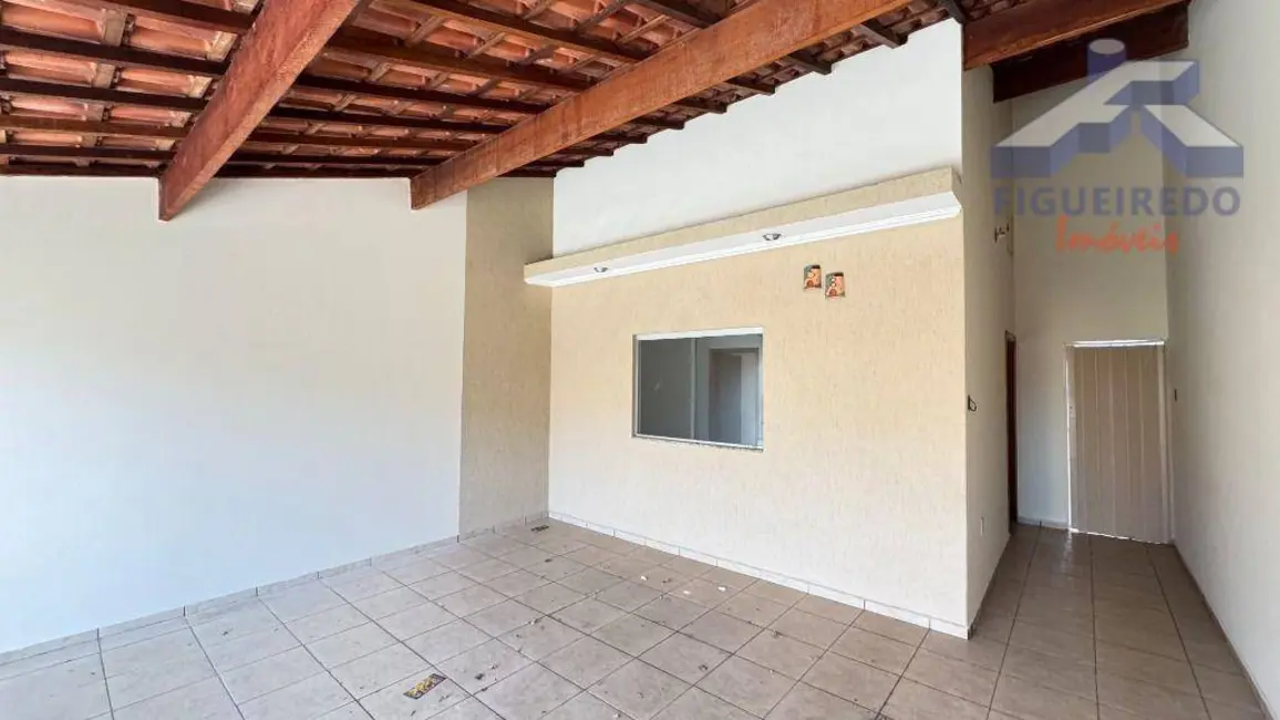 Casa com 3 quartos para alugar, 150m2 em Residencial Alvorada, Tatui - SP - imagem 4 Foto 4 de Casa com 3 quartos para alugar, 150m2 em Residencial Alvorada, Tatui - SP