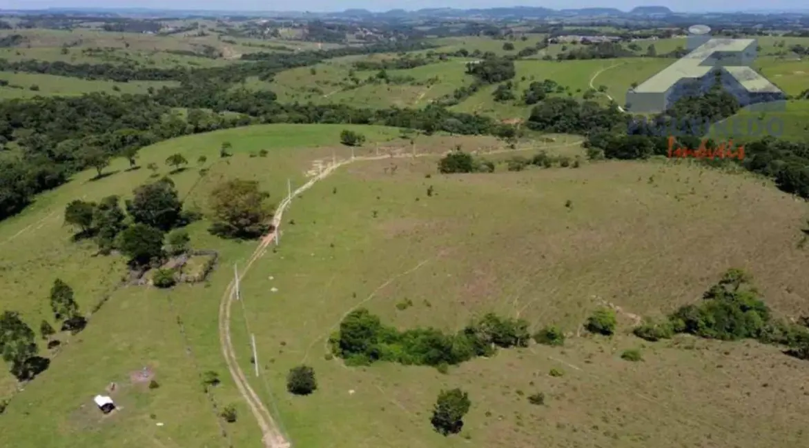 Foto 1 de Fazenda / Haras à venda, 798600m2 em Quadra - SP