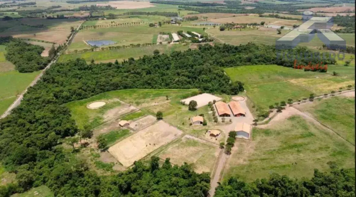 Foto 3 de Fazenda / Haras à venda, 798600m2 em Quadra - SP