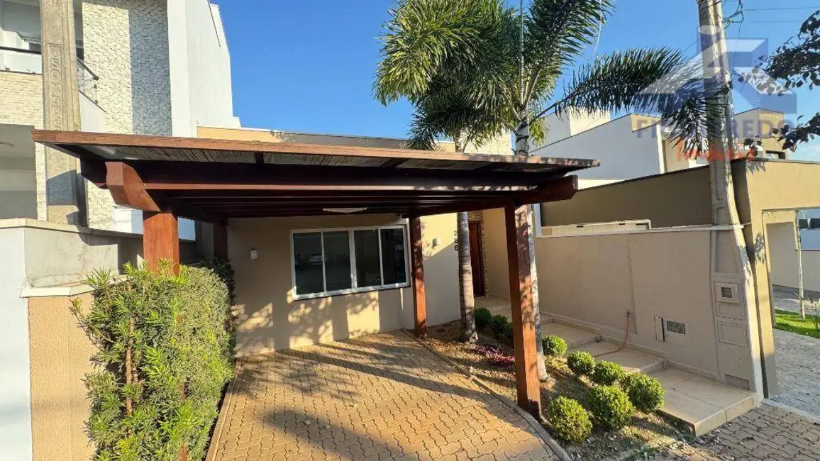 Foto 1 de Casa de Condomínio com 3 quartos para alugar em Tatui - SP