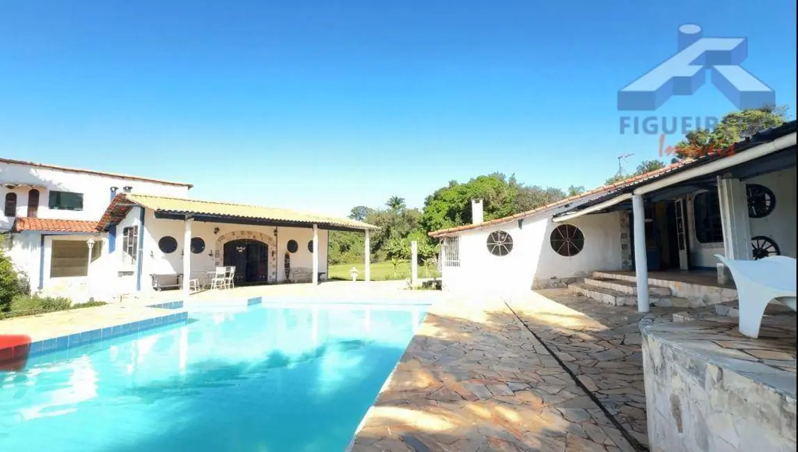 Foto 2 de Chácara com 4 quartos à venda, 6302m2 em Tatui - SP