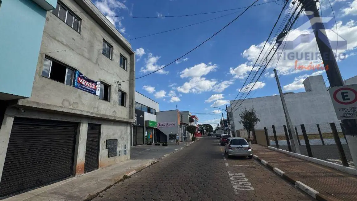 Foto 2 de Apartamento com 2 quartos à venda e para alugar, 80m2 em Centro, Tatui - SP