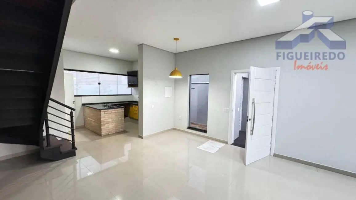Sobrado com 3 quartos para alugar, 175m2 em Residencial Bosques dos Ipês, Tatui - SP - imagem 3 Foto 3 de Sobrado com 3 quartos para alugar, 175m2 em Residencial Bosques dos Ipês, Tatui - SP