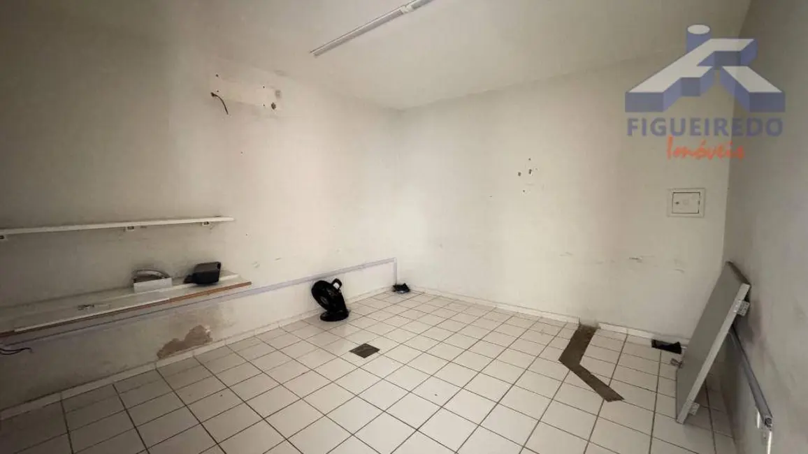 Loja para alugar, 288m2 em Centro, Tatui - SP - imagem 8 Foto 8 de Loja para alugar, 288m2 em Centro, Tatui - SP