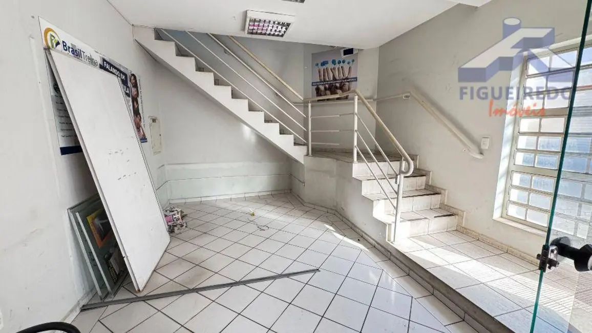 Loja para alugar, 288m2 em Centro, Tatui - SP - imagem 7 Foto 7 de Loja para alugar, 288m2 em Centro, Tatui - SP