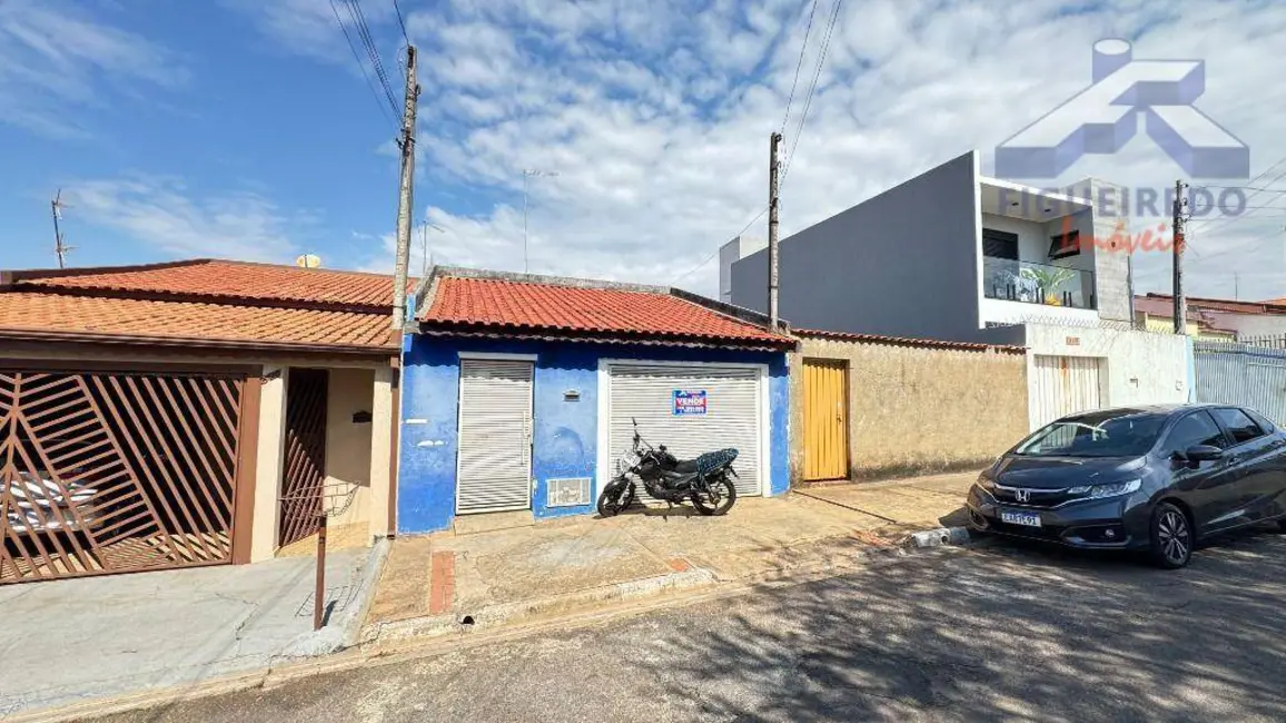 Foto 2 de Casa com 2 quartos à venda, 180m2 em Jardim Rosa Garcia, Tatui - SP