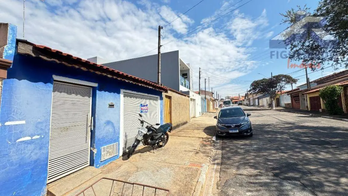 Foto 1 de Casa com 2 quartos à venda, 180m2 em Jardim Rosa Garcia, Tatui - SP