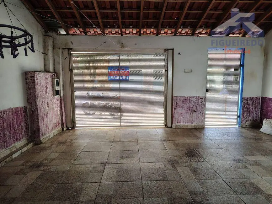 Foto 6 de Casa com 2 quartos à venda, 180m2 em Jardim Rosa Garcia, Tatui - SP