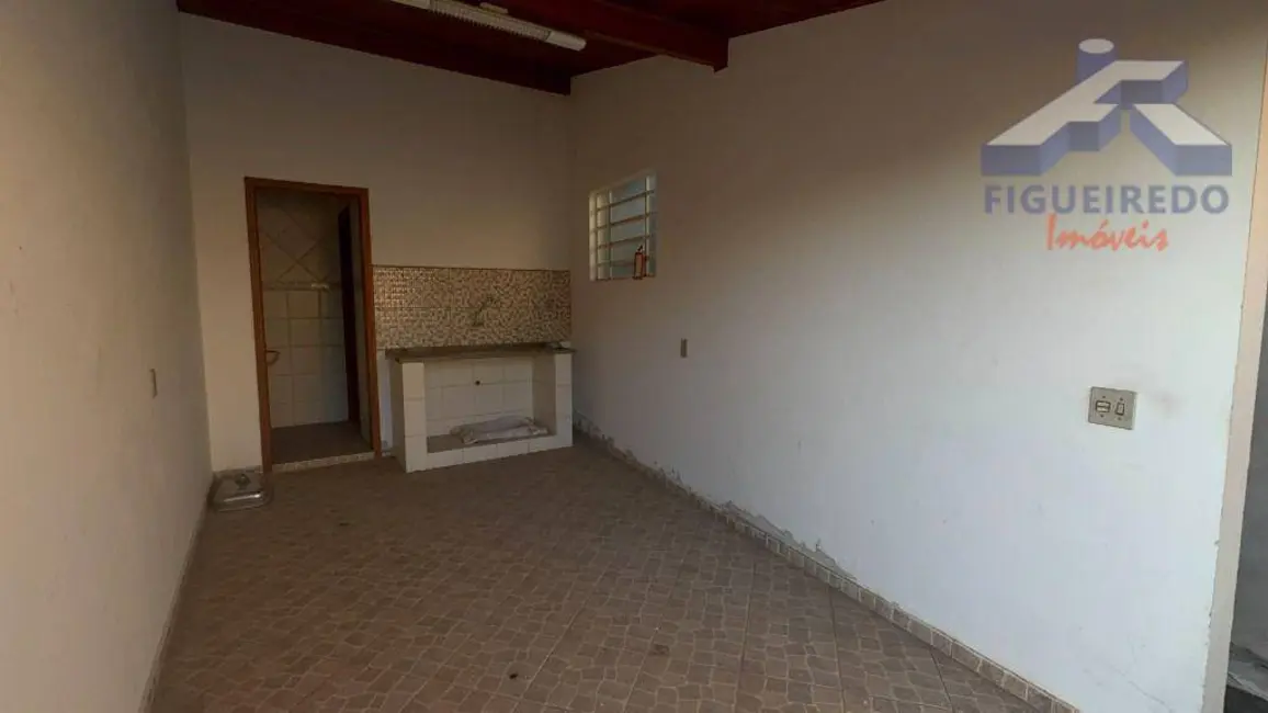 Foto 17 de Casa à venda, 409m2 em Tiete - SP