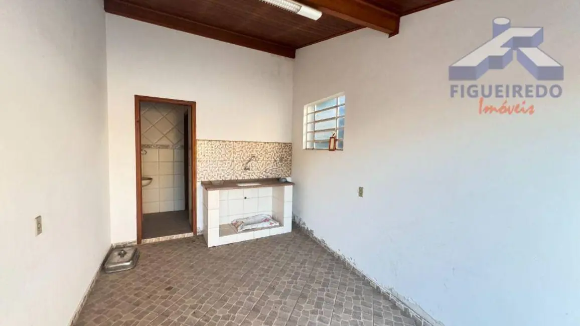 Foto 18 de Casa à venda, 409m2 em Tiete - SP