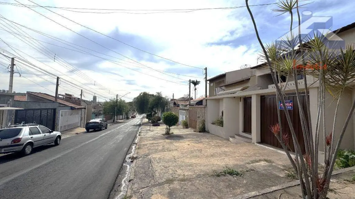 Foto 4 de Casa com 3 quartos para alugar em Jardim São Paulo, Tatui - SP