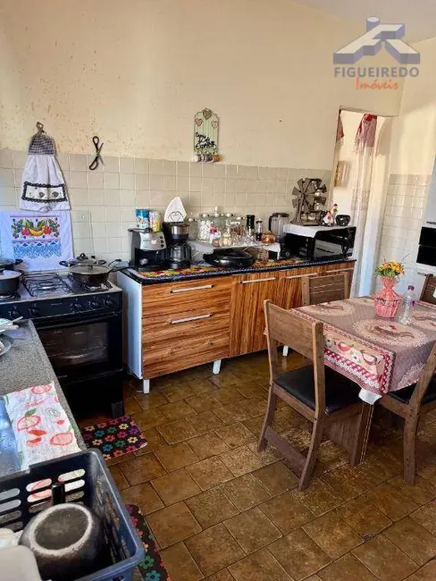 Foto 10 de Casa à venda, 260m2 em Vila Doutor Laurindo, Tatui - SP