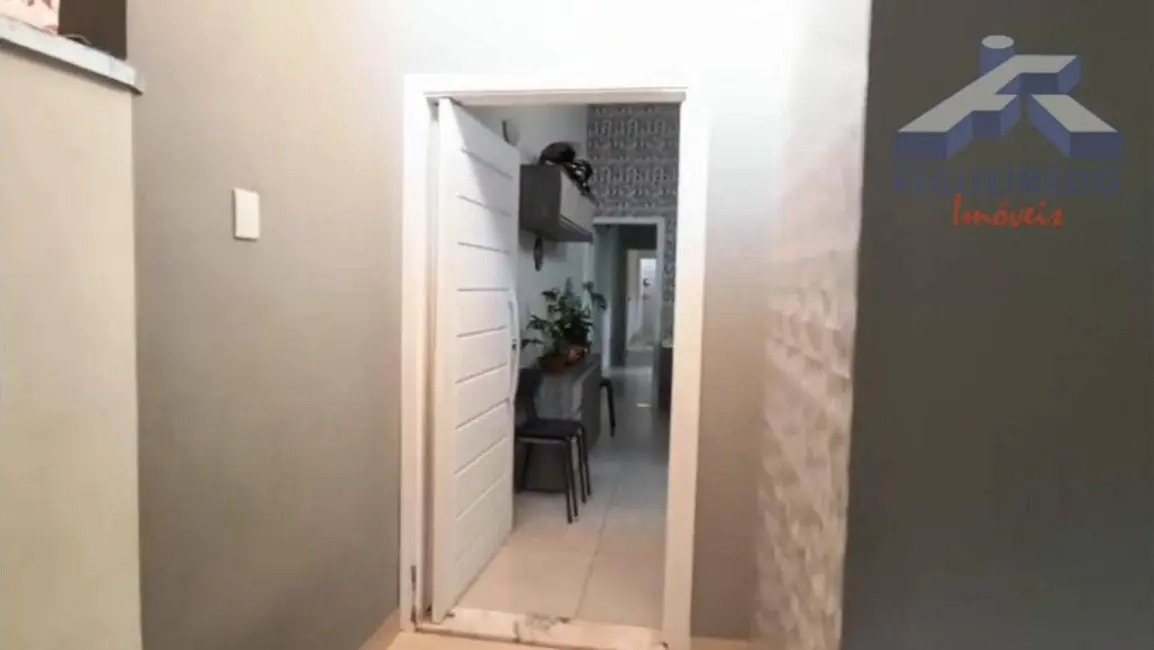 Foto 2 de Casa com 2 quartos à venda em Jardim Palmira, Tatui - SP