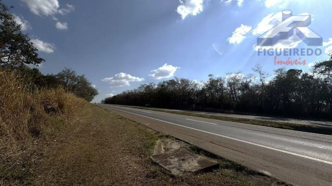 Foto 5 de Sítio / Rancho com 2 quartos à venda, 36300m2 em Jardim Wanderley, Tatui - SP