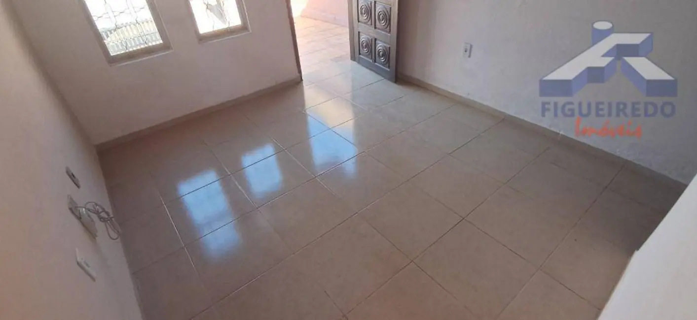 Foto 9 de Casa com 4 quartos à venda em Parque Santa Maria, Tatui - SP