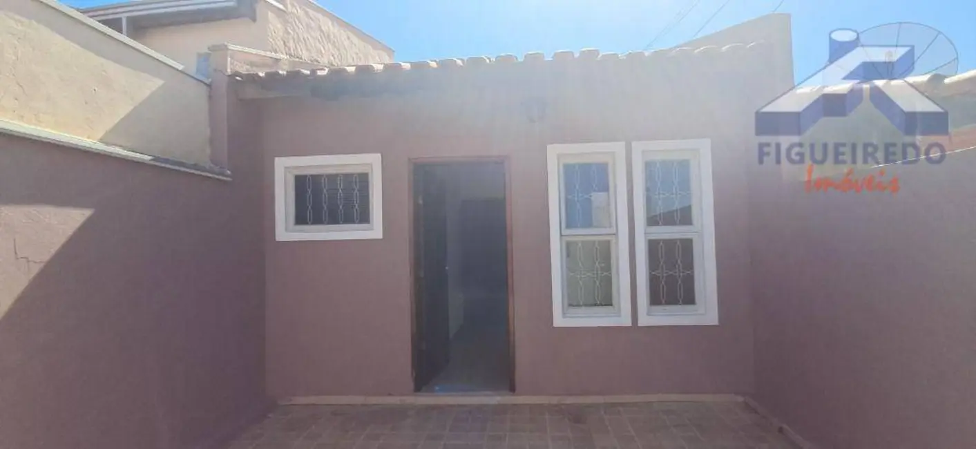 Foto 2 de Casa com 4 quartos à venda em Parque Santa Maria, Tatui - SP