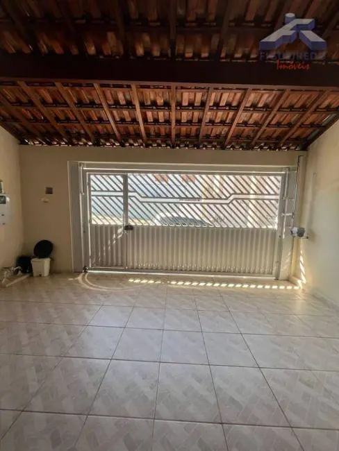 Foto 3 de Casa com 2 quartos à venda, 144m2 em Residencial Guedes, Tatui - SP