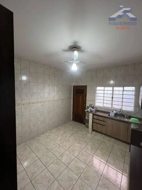 Foto 7 de Casa com 2 quartos à venda, 144m2 em Residencial Guedes, Tatui - SP