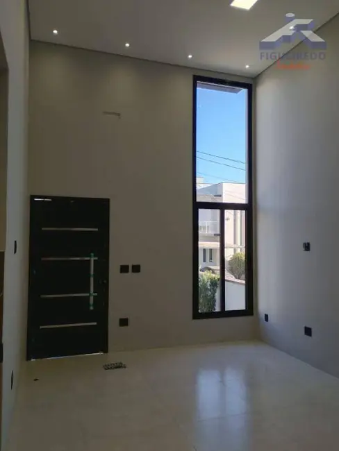Foto 4 de Casa de Condomínio com 3 quartos à venda, 175m2 em Tatui - SP