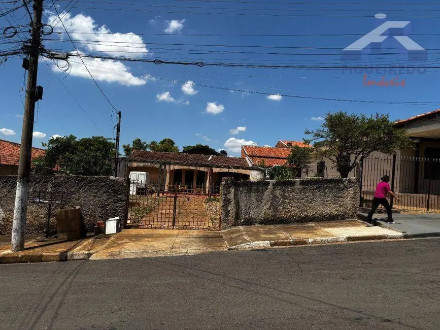 Foto 3 de Casa com 1 quarto à venda, 360m2 em Jardim XI de Agosto, Tatui - SP