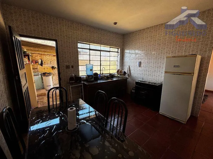 Foto 7 de Casa com 1 quarto à venda, 360m2 em Jardim XI de Agosto, Tatui - SP