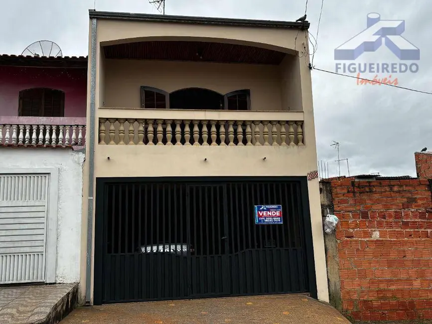 Foto 1 de Sobrado com 2 quartos à venda, 125m2 em Jardim Rosa Garcia, Tatui - SP