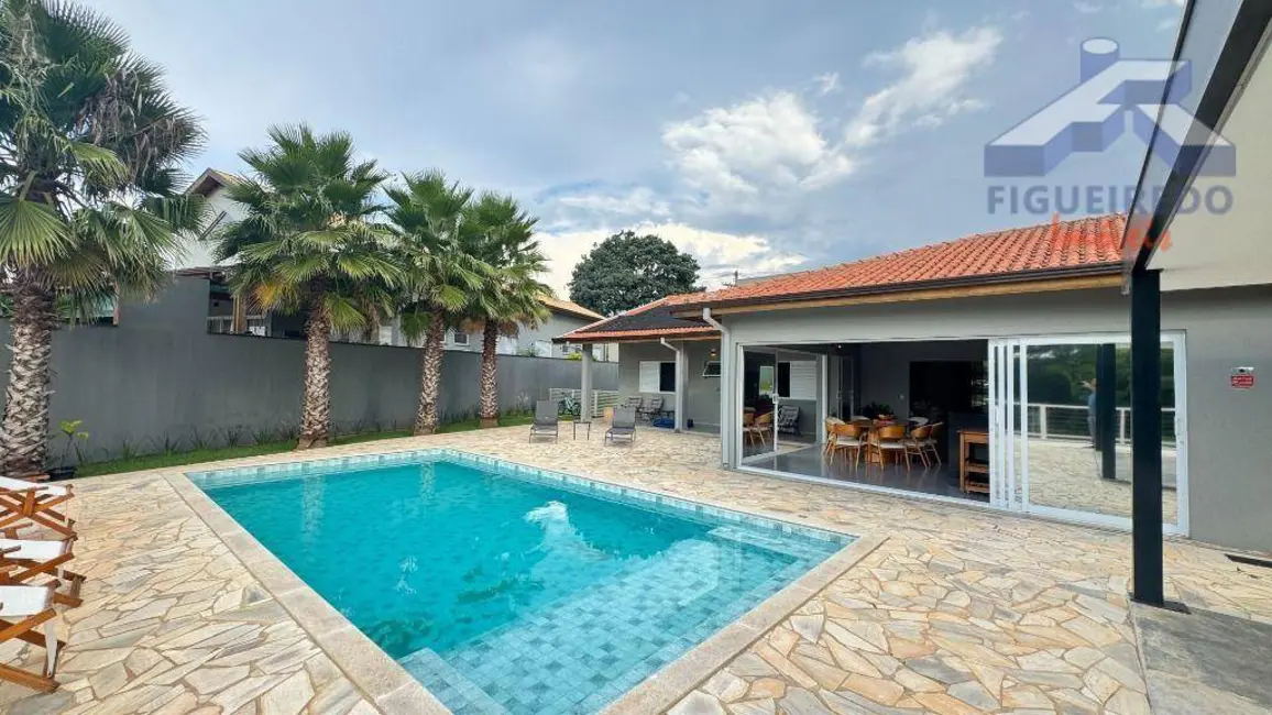 Foto 2 de Casa de Condomínio com 4 quartos à venda, 1300m2 em Boituva - SP