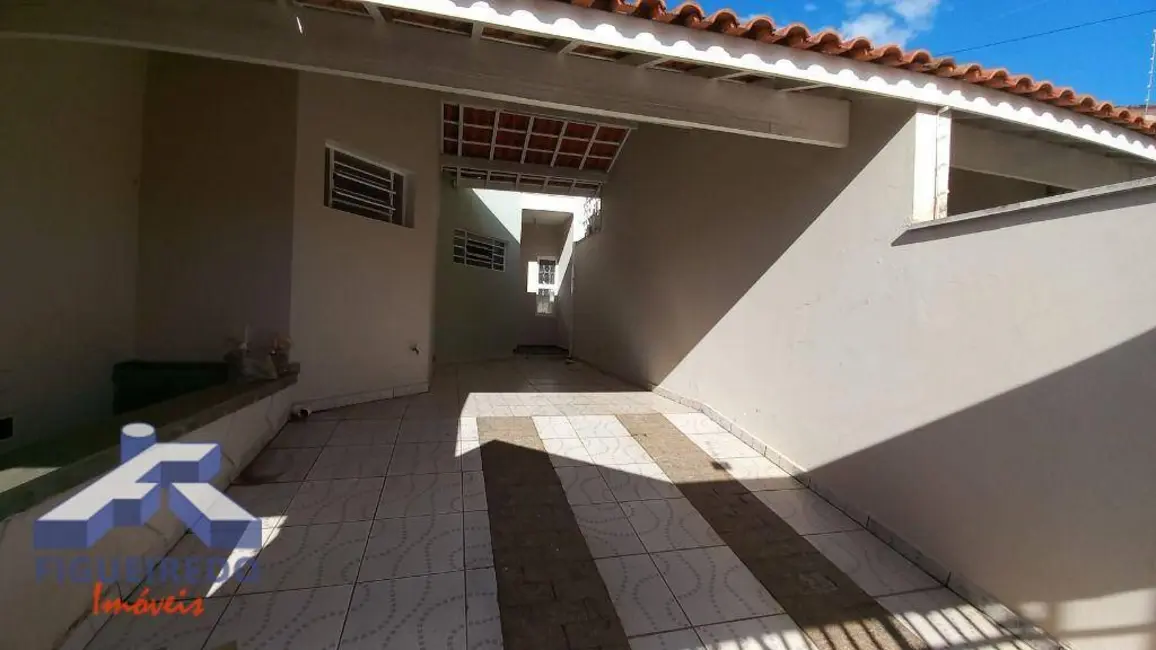 Foto 2 de Sobrado com 3 quartos à venda, 350m2 em Vila Doutor Laurindo, Tatui - SP