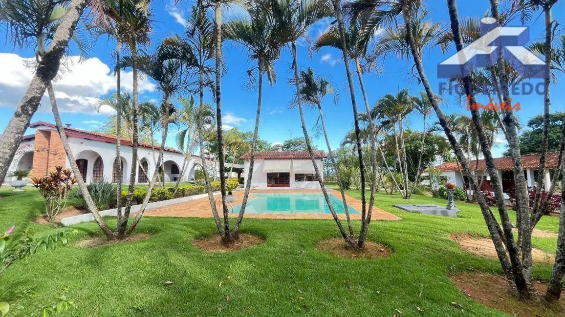 Foto 2 de Chácara com 3 quartos à venda, 30m2 em Tatui - SP