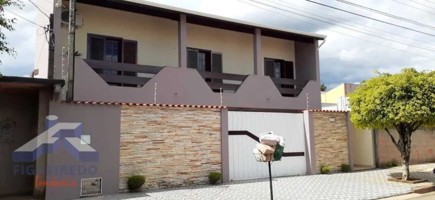 Foto 1 de Sobrado com 3 quartos à venda, 360m2 em Colina Verde, Tatui - SP