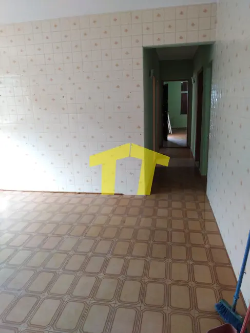 Foto 9 de Casa com 3 quartos para alugar, 207m2 em Jardim Três Marias, São Paulo - SP