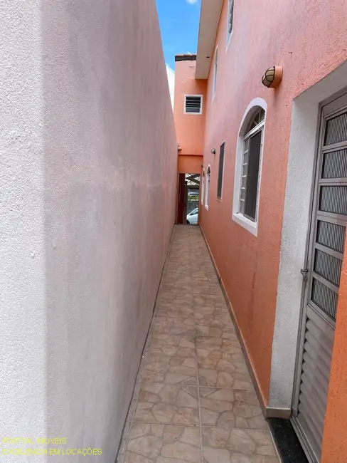 Foto 4 de Sobrado com 3 quartos para alugar, 120m2 em Jardim Lisboa, São Paulo - SP