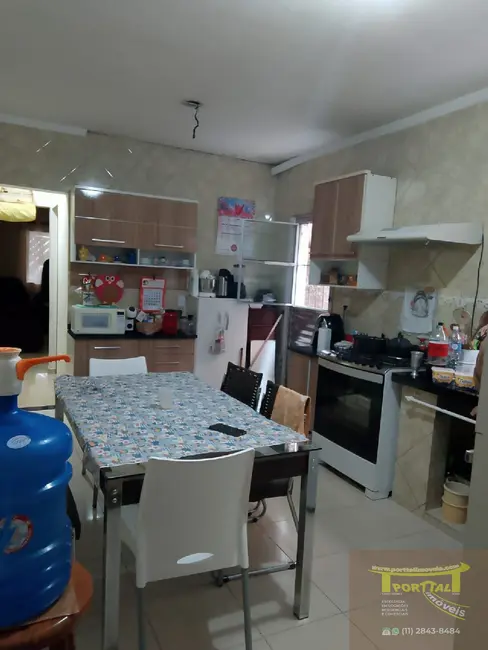 Sobrado com 4 quartos à venda, 205m2 em Limoeiro, São Paulo - SP - imagem 2 Foto 2 de Sobrado com 4 quartos à venda, 205m2 em Limoeiro, São Paulo - SP