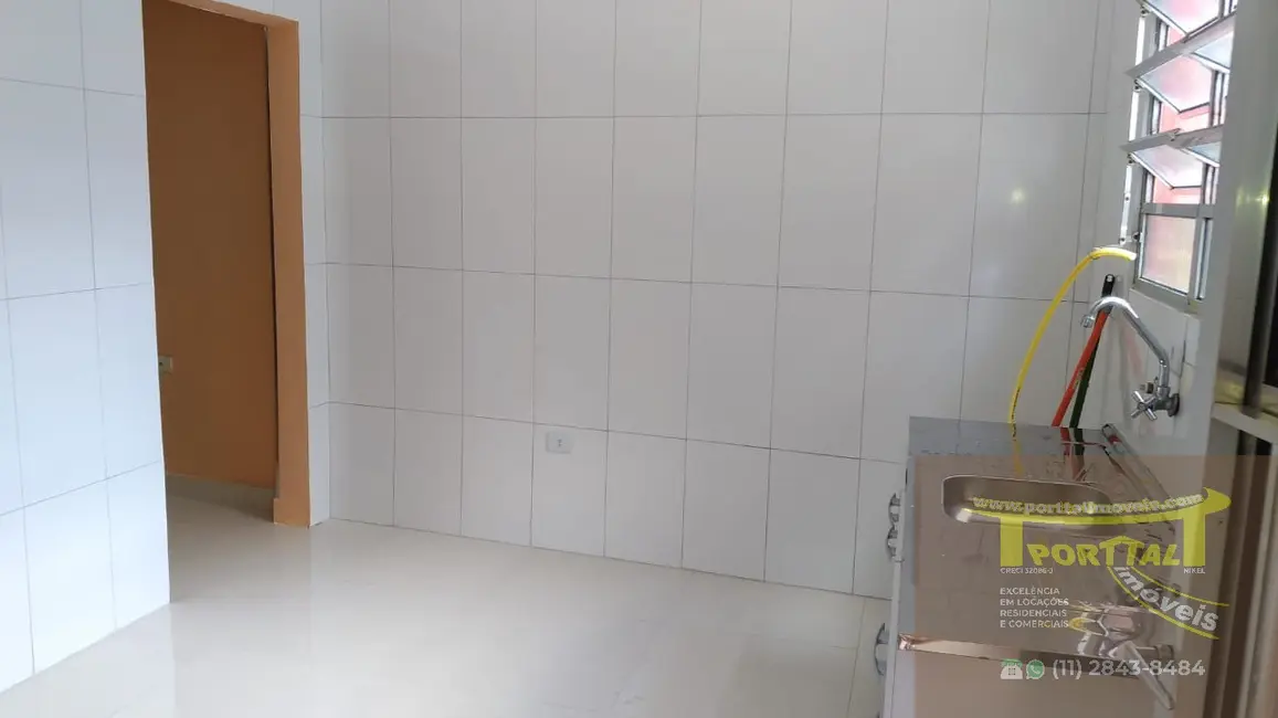 Foto 1 de Sobrado com 2 quartos para alugar, 50m2 em Vila Odete, São Paulo - SP