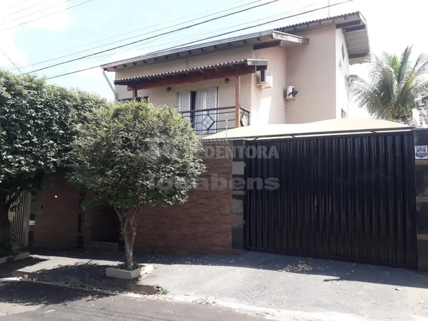 Foto 1 de Sobrado com 4 quartos à venda, 290m2 em Sao Jose Do Rio Preto - SP