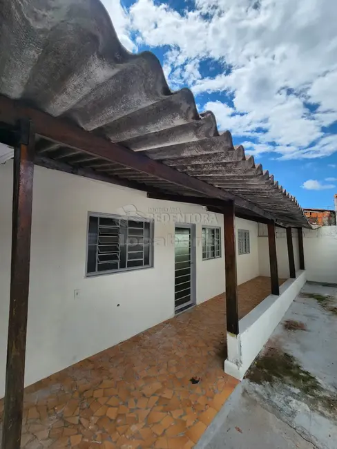 Foto 1 de Casa com 1 quarto para alugar, 50m2 em Sao Jose Do Rio Preto - SP