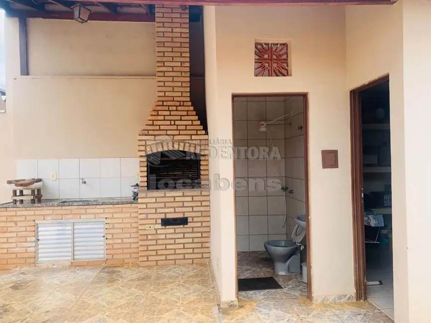 Foto 1 de Casa com 3 quartos à venda, 250m2 em Ipigua - SP