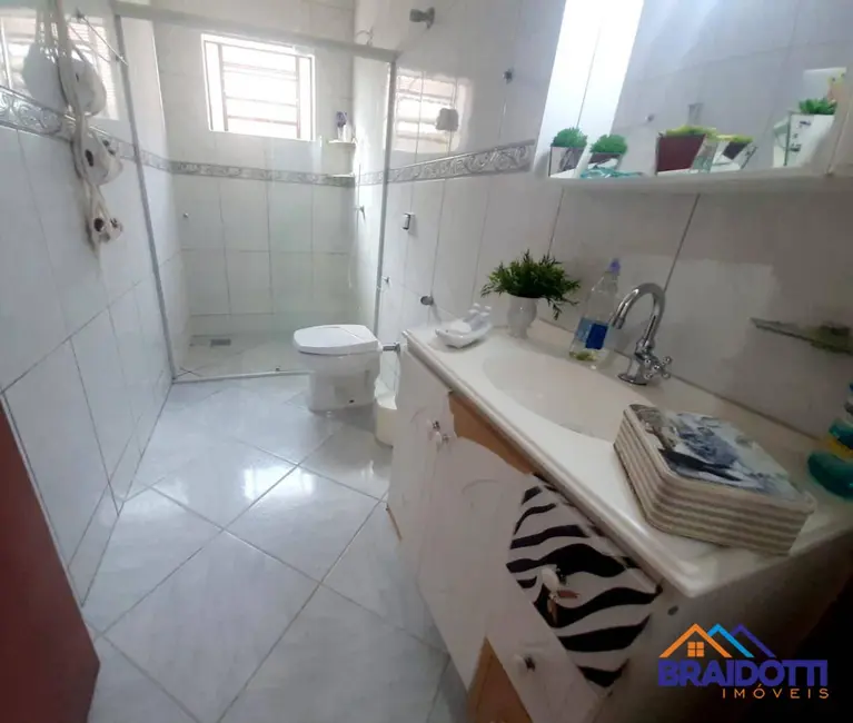 Foto 9 de Casa com 4 quartos à venda, 325m2 em Jardim Amélia, Americana - SP