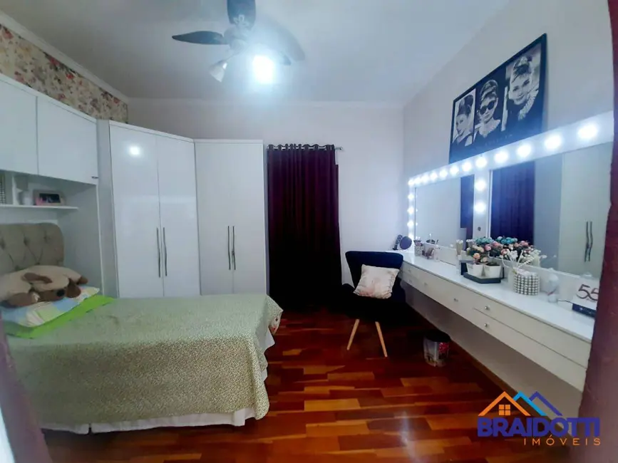 Foto 6 de Casa com 4 quartos à venda, 325m2 em Jardim Amélia, Americana - SP