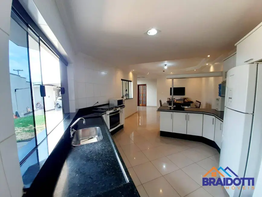 Foto 6 de Casa com 3 quartos à venda, 239m2 em Vila Santa Maria, Americana - SP