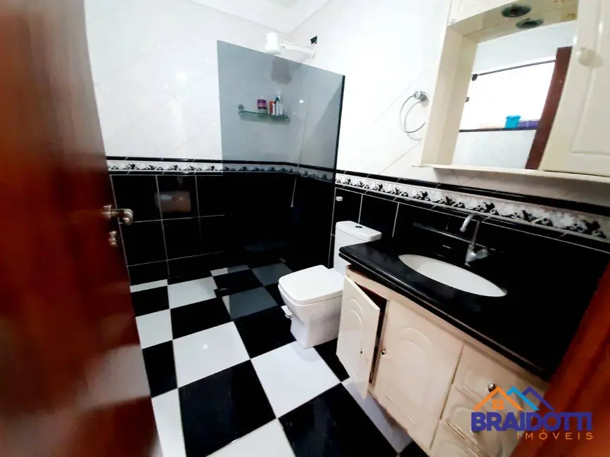 Foto 9 de Casa com 3 quartos à venda, 239m2 em Vila Santa Maria, Americana - SP