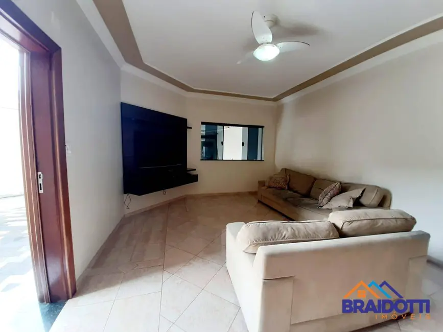 Foto 7 de Casa com 3 quartos à venda, 239m2 em Vila Santa Maria, Americana - SP