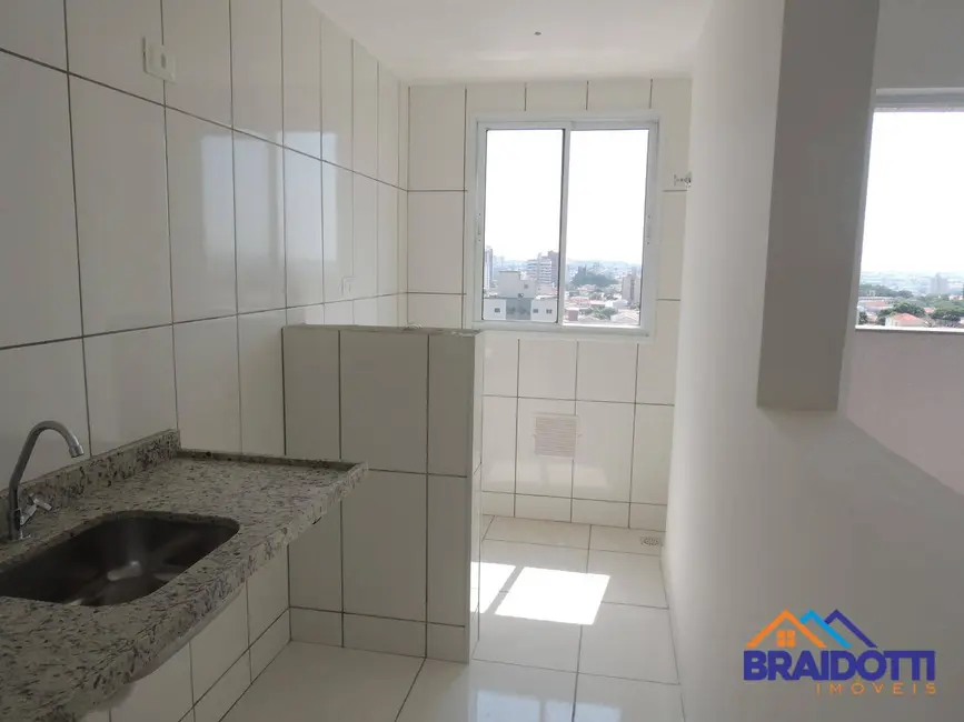 Foto 4 de Apartamento com 2 quartos à venda, 51m2 em Vila Massucheto, Americana - SP