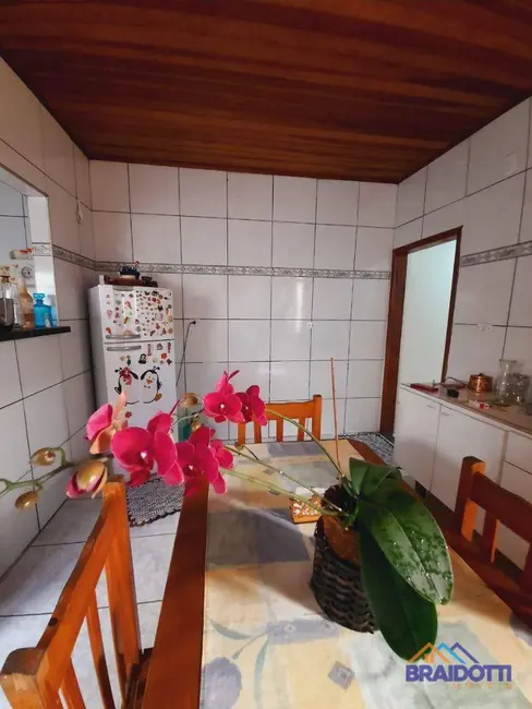 Foto 2 de Casa com 2 quartos à venda, 125m2 em Sumare - SP