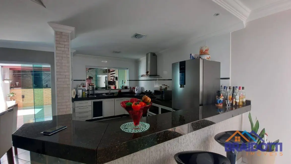 Foto 4 de Casa com 3 quartos à venda, 156m2 em Parque Gramado, Americana - SP