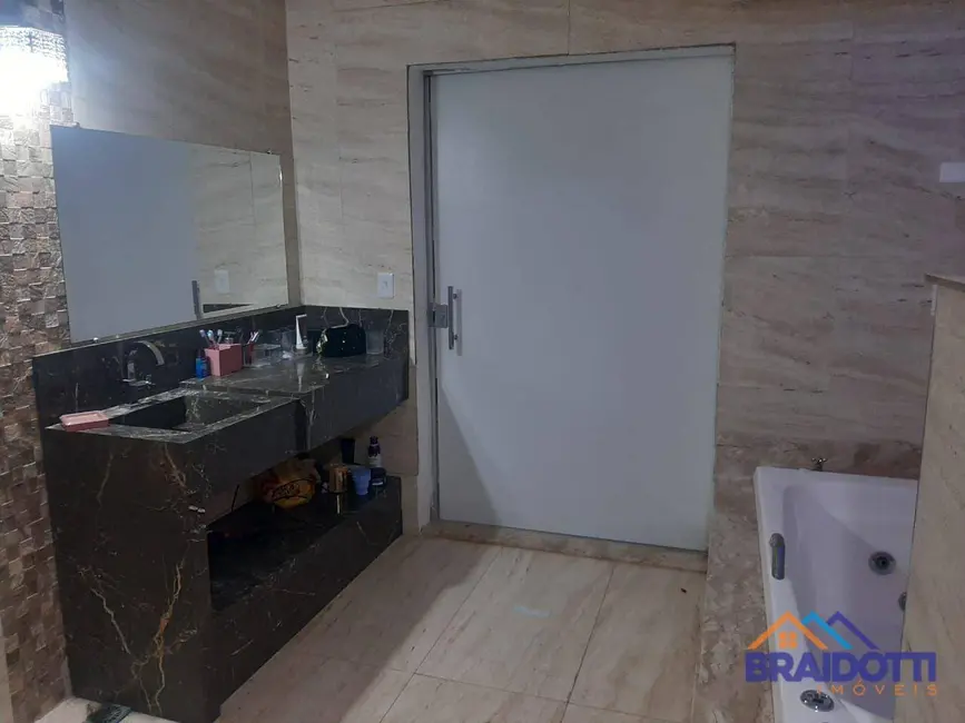 Foto 2 de Chácara com 3 quartos à venda, 1000m2 em Nova Odessa - SP