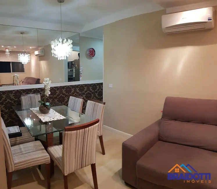 Foto 4 de Apartamento com 2 quartos à venda, 49m2 em Vila Omar, Americana - SP