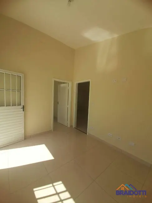 Casa com 3 quartos à venda, 463m2 em Vila Jones, Americana - SP - imagem 4 Foto 4 de Casa com 3 quartos à venda, 463m2 em Vila Jones, Americana - SP